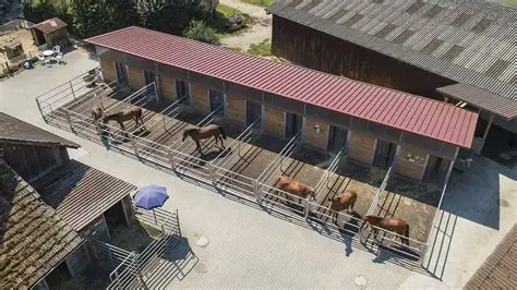 Stallungen Reithalle Ghei — Impression 4